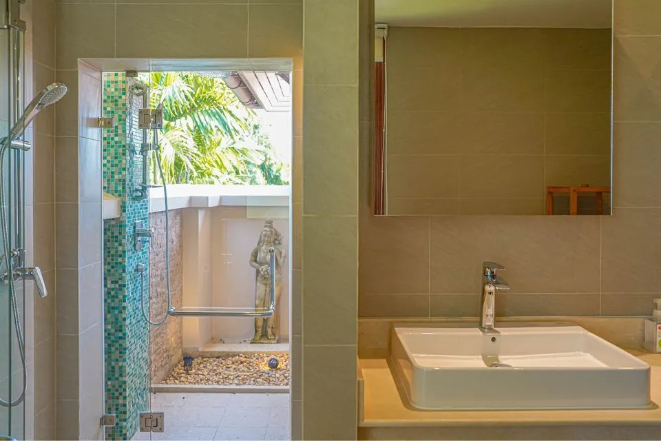 Spacieuse villa 4 chambres avec piscine privée à Laguna Village, Phuket — Miniature 17
