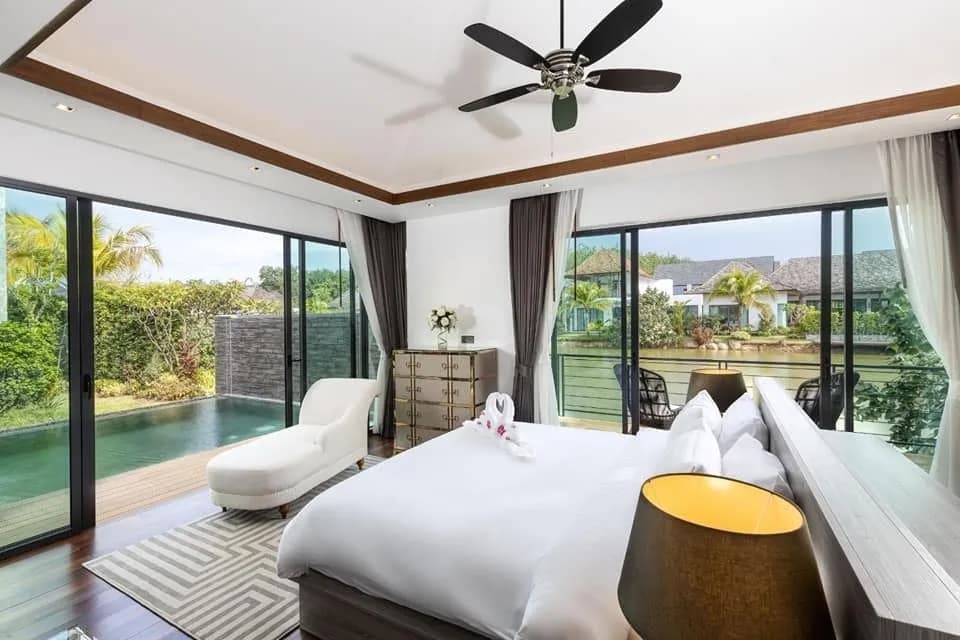 Élégante villa 4 chambres avec piscine privée à louer à Pasak, Cherngtalay, Phuket — Miniature 2