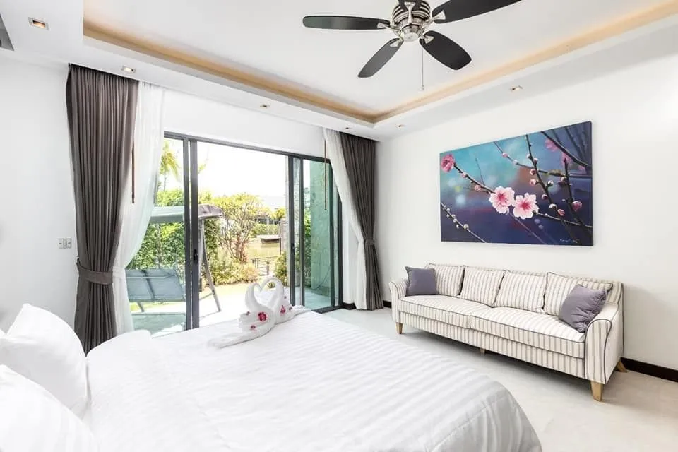Élégante villa 4 chambres avec piscine privée à louer à Pasak, Cherngtalay, Phuket — Miniature 4