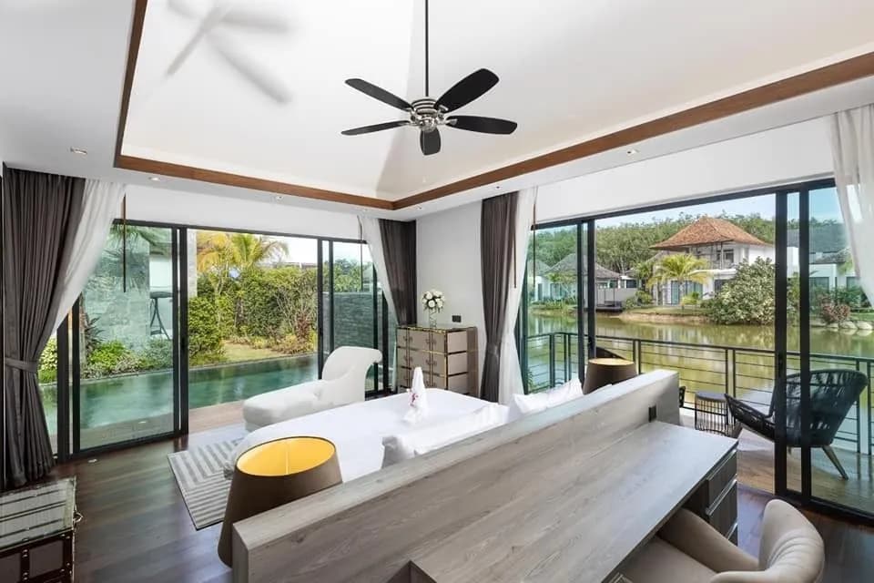 Élégante villa 4 chambres avec piscine privée à louer à Pasak, Cherngtalay, Phuket — Miniature 5