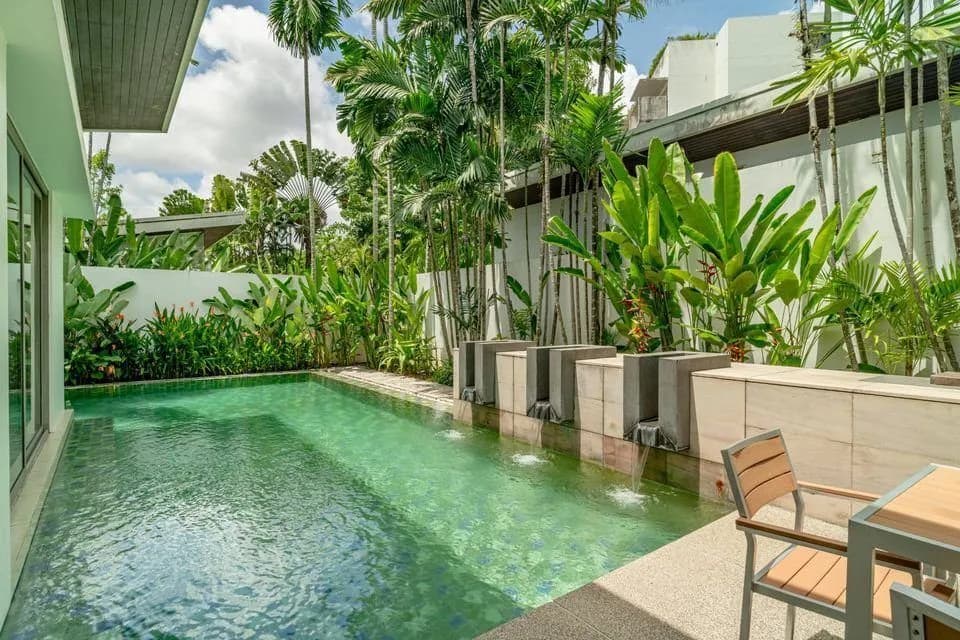 Luxueuse villa avec piscine 3 chambres à Bang Tao, Phuket – Emplacement de choix près du golf de Laguna — Miniature 2