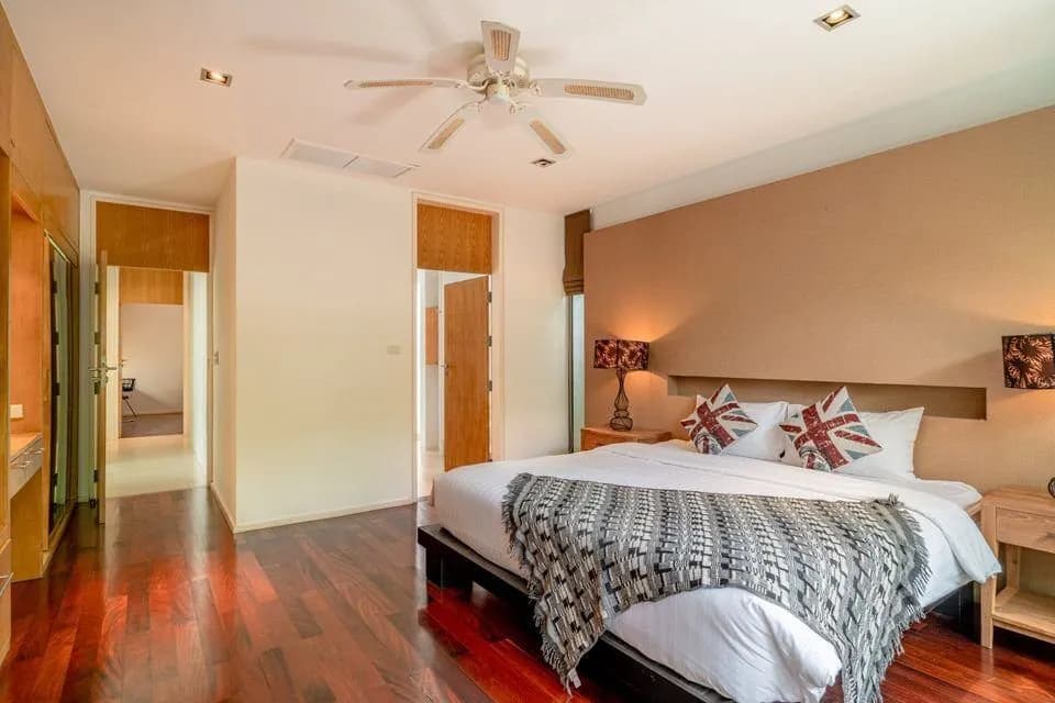 Luxueuse villa avec piscine 3 chambres à Bang Tao, Phuket – Emplacement de choix près du golf de Laguna — Miniature 11