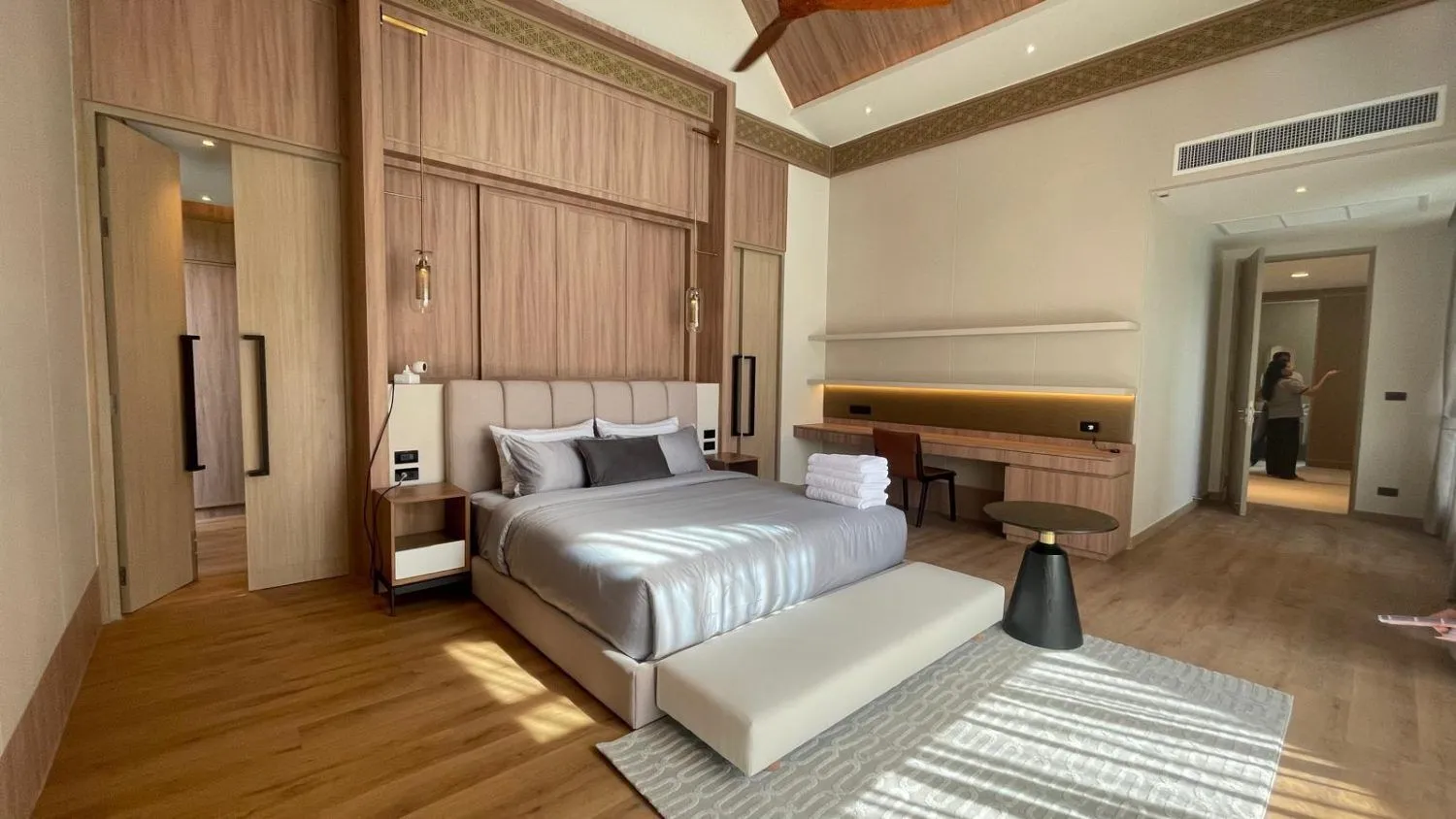 Erawana : luxueuse villa avec piscine 4 chambres à vendre à Choeng Thale, Phuket — Miniature 3