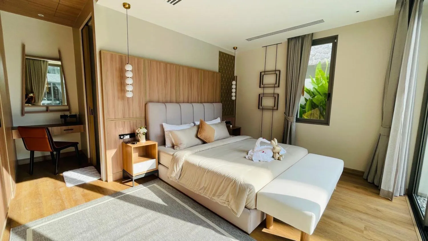 Erawana : luxueuse villa avec piscine 4 chambres à louer à Choeng Thale, Phuket — Miniature 5