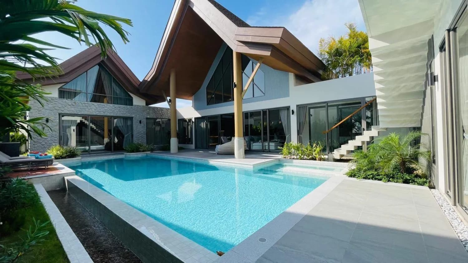 Erawana : luxueuse villa avec piscine 4 chambres à louer à Choeng Thale, Phuket — Miniature 22