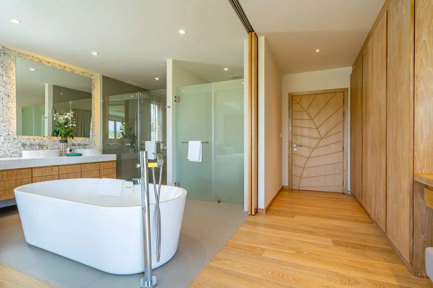 Trichada Breeze : luxueuse villa 4 chambres à vendre à Phuket — Miniature 3