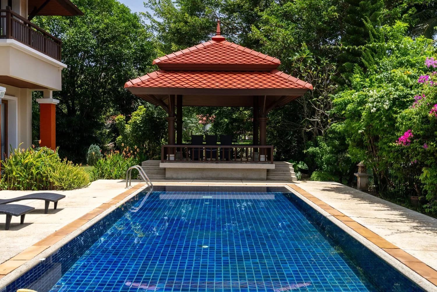 Angsana Laguna Villa – Villa avec piscine 4 chambres et grand jardin à louer près de la plage de Bang Tao — Miniature 2