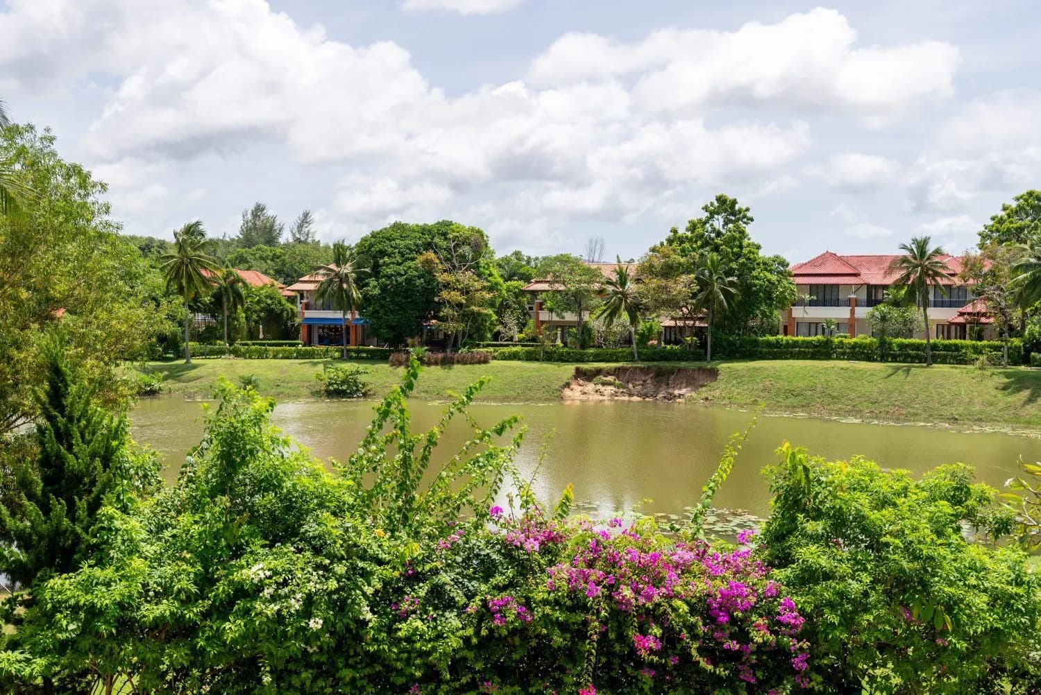 Angsana Laguna Villa – Villa avec piscine 4 chambres et grand jardin à louer près de la plage de Bang Tao — Miniature 11