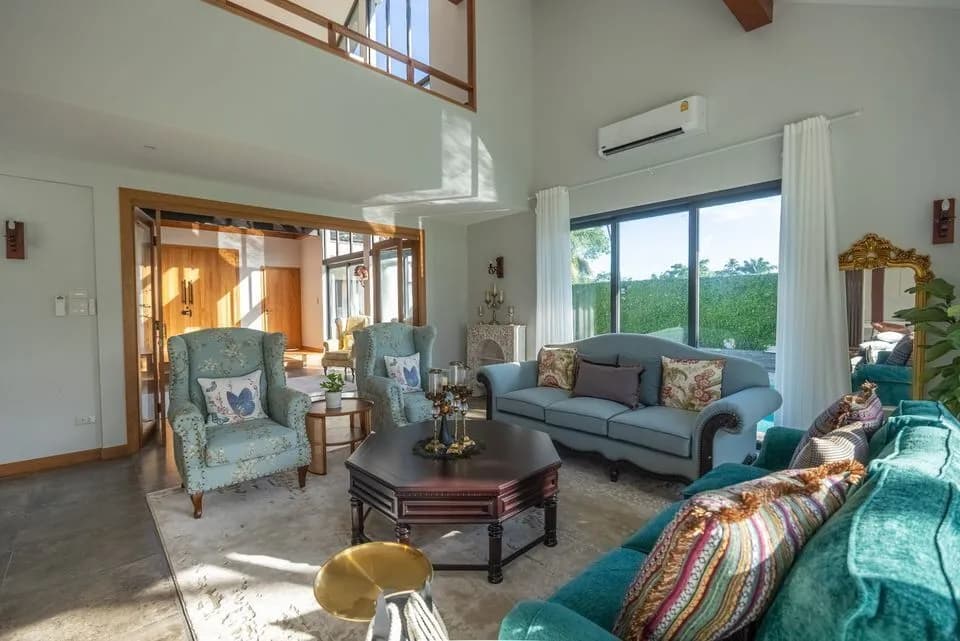 Spacieuse villa avec vue golf et piscine privée à louer à Kathu, Phuket — Miniature 20