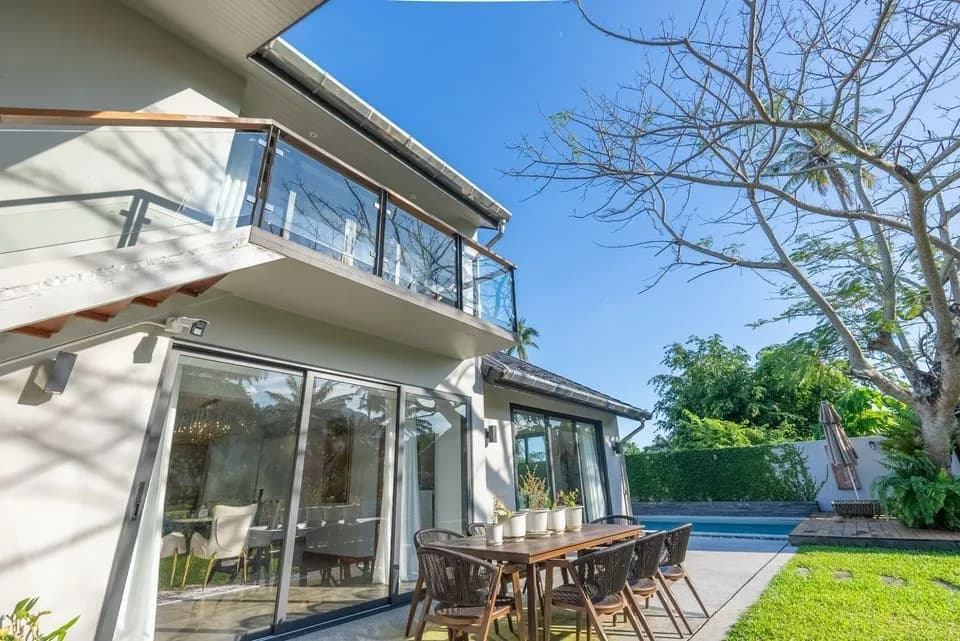 Spacieuse villa avec vue golf et piscine privée à louer à Kathu, Phuket — Miniature 22