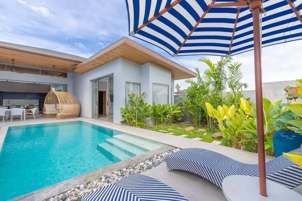 Villa neuve avec piscine 3 chambres à Choeng Thale – L'art de vivre moderne réinventé — Miniature 5