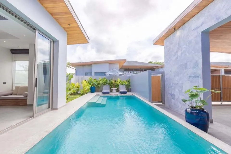 Villa neuve avec piscine 3 chambres à Choeng Thale – L'art de vivre moderne réinventé — Miniature 8