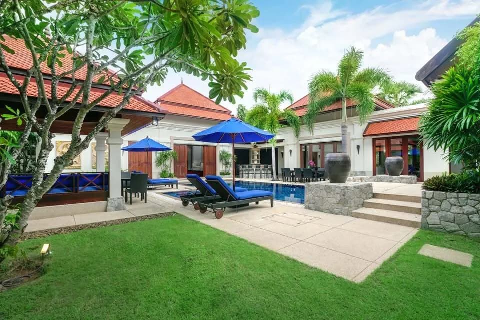 Luxueuse villa Sai Taan 5+1 chambres avec piscine et salle de spa — Miniature 20