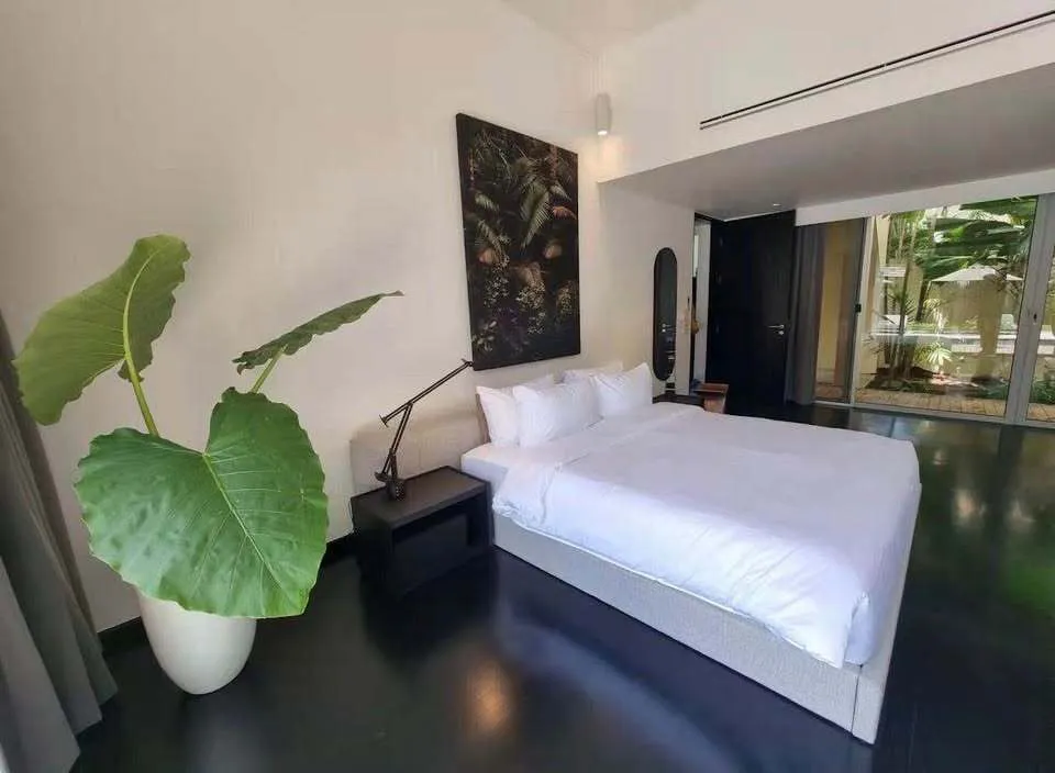 Spacieuse villa avec piscine 4 chambres à louer à Layan — Miniature 2