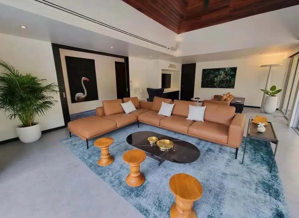 Spacieuse villa avec piscine 4 chambres à louer à Layan — Miniature 4