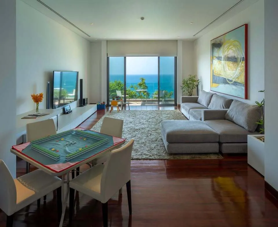 Superbe villa avec piscine 4 chambres vue mer en location annuelle à Phuket — Miniature 8