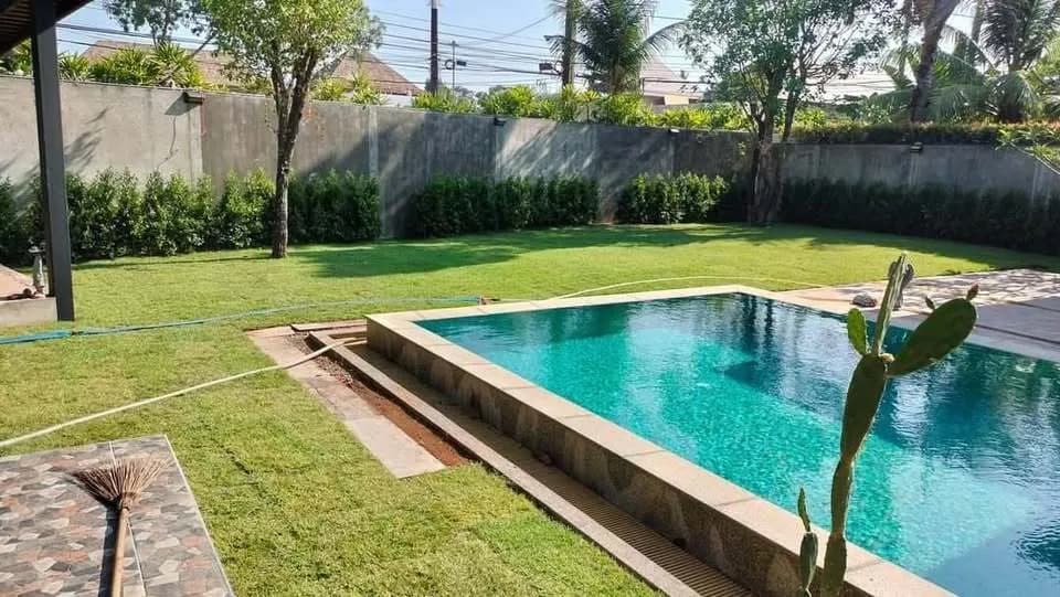 Élégante villa avec piscine 4 chambres à louer à Tanode Estate 2, Cherngtalay — Miniature 7