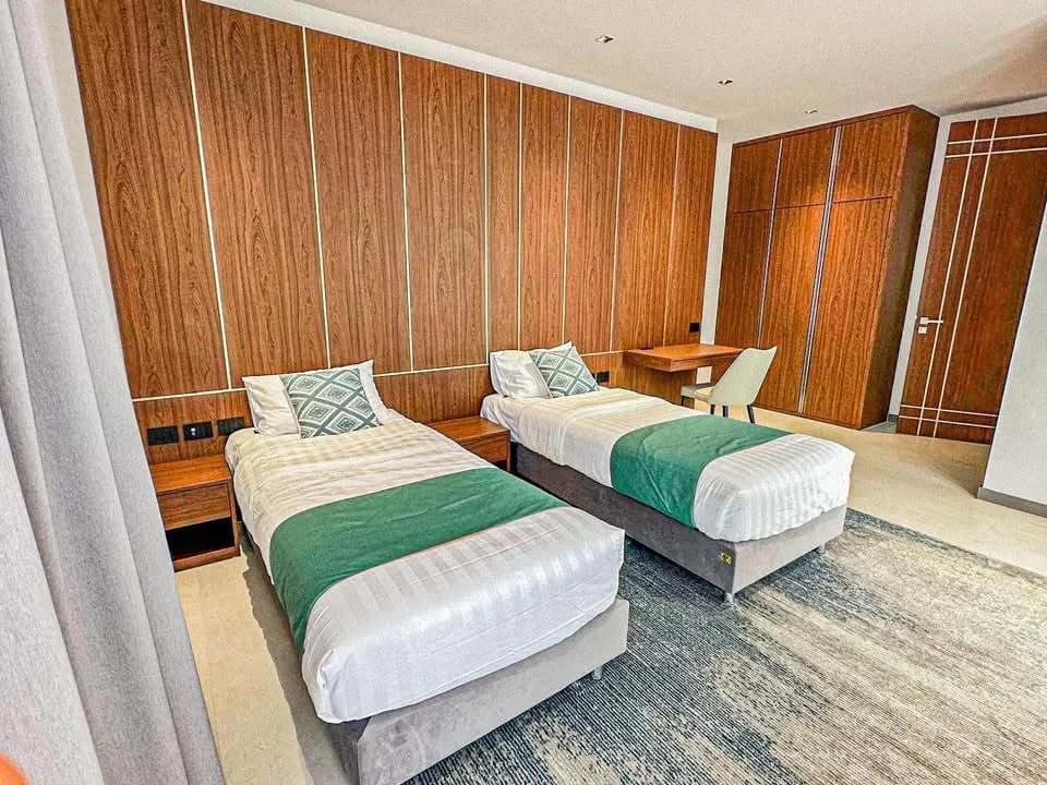 Bang Tao | Villa luxueuse 4 chambres à louer à Phuket – Piscine privée & jardin | SC17022504 — Miniature 6
