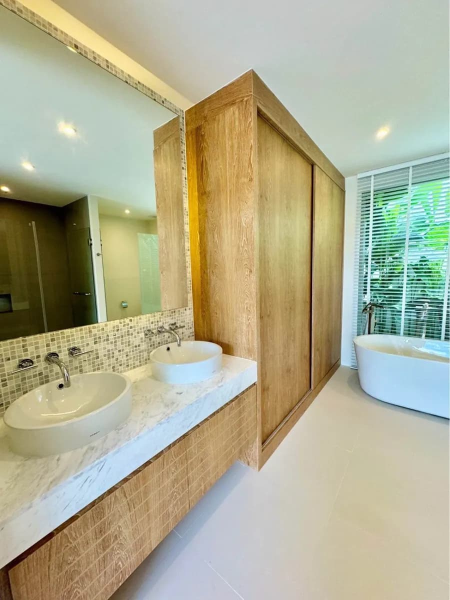 Trichada Breeze – Élégante villa avec piscine 3 chambres à louer à Bang Tao, Phuket — Miniature 14