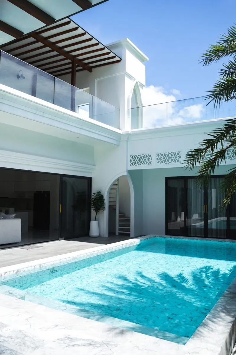 Menara Hills – Superbe villa avec piscine 3 chambres à vendre à Phuket | SD25022505 — Photo 1