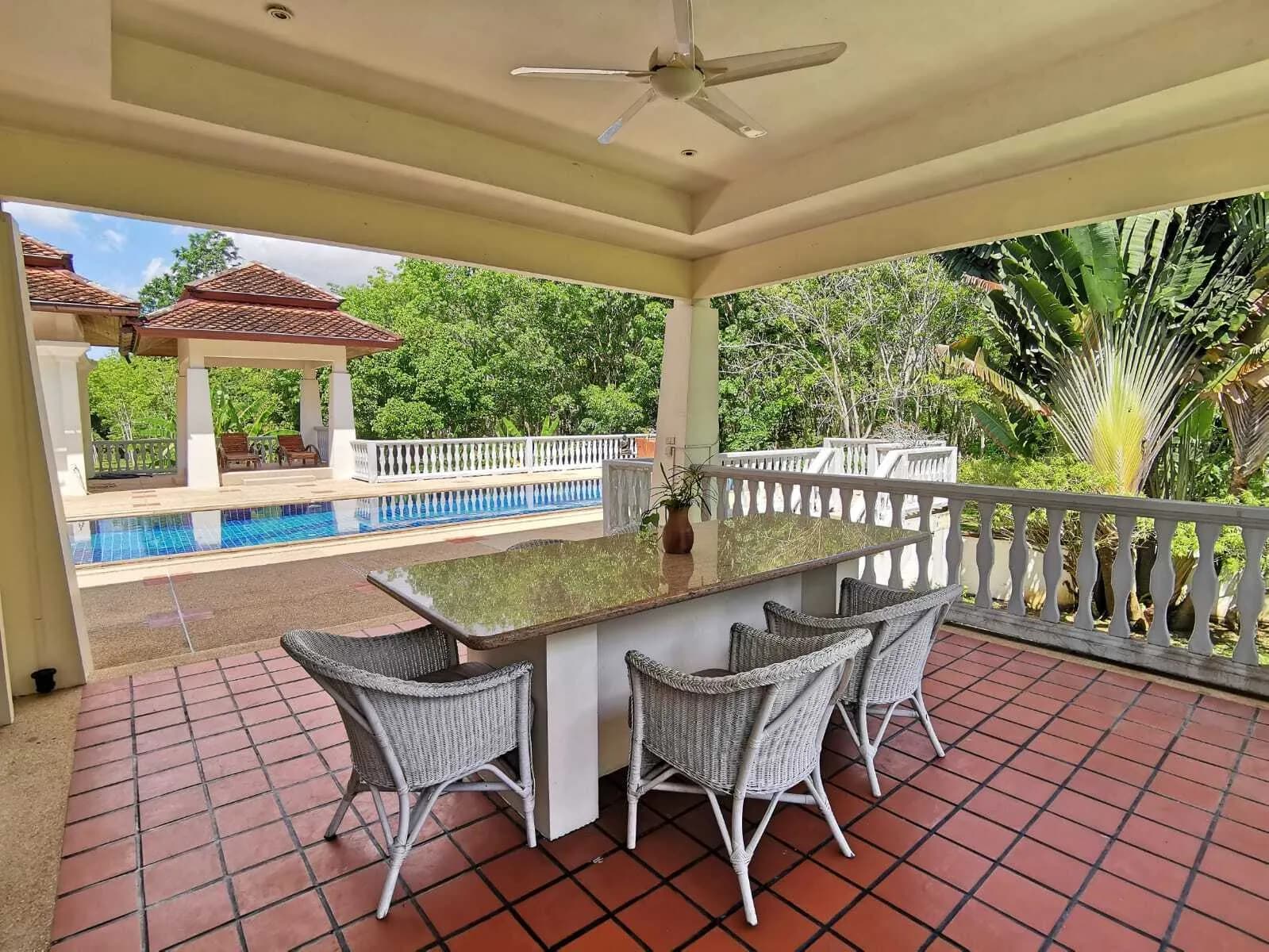 Spacieuse villa 7 chambres avec piscine privée et grand jardin à Thalang — Miniature 8