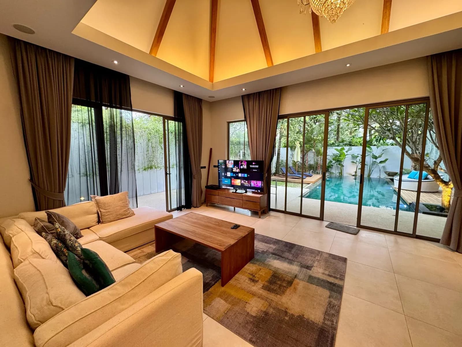 Villa avec piscine 2 chambres à louer – Anchan Hills, Phuket — Miniature 3