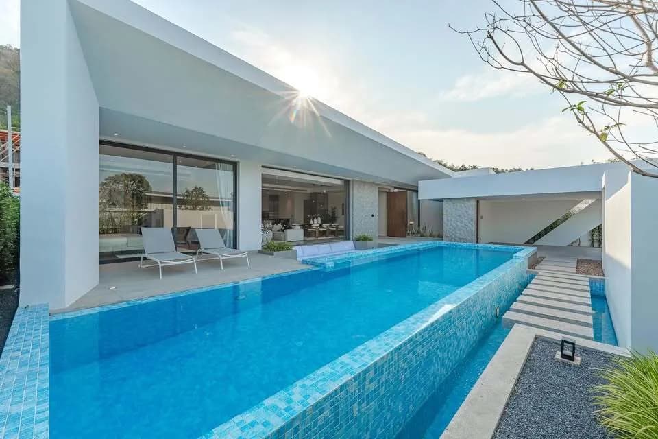 Clover Residence – Villa moderne avec piscine à vendre à Choeng Thale, Phuket | SD28042503 — Miniature 11