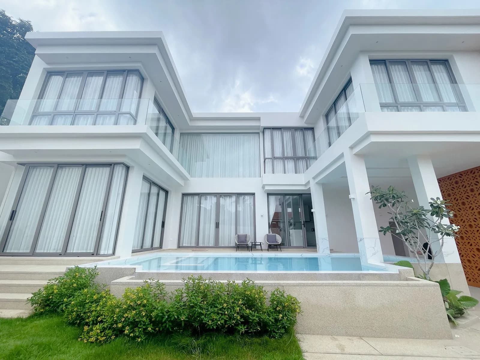 Alisa Pool Villa, villa privée avec piscine 4 chambres à vendre | SD10072505 — Photo 1