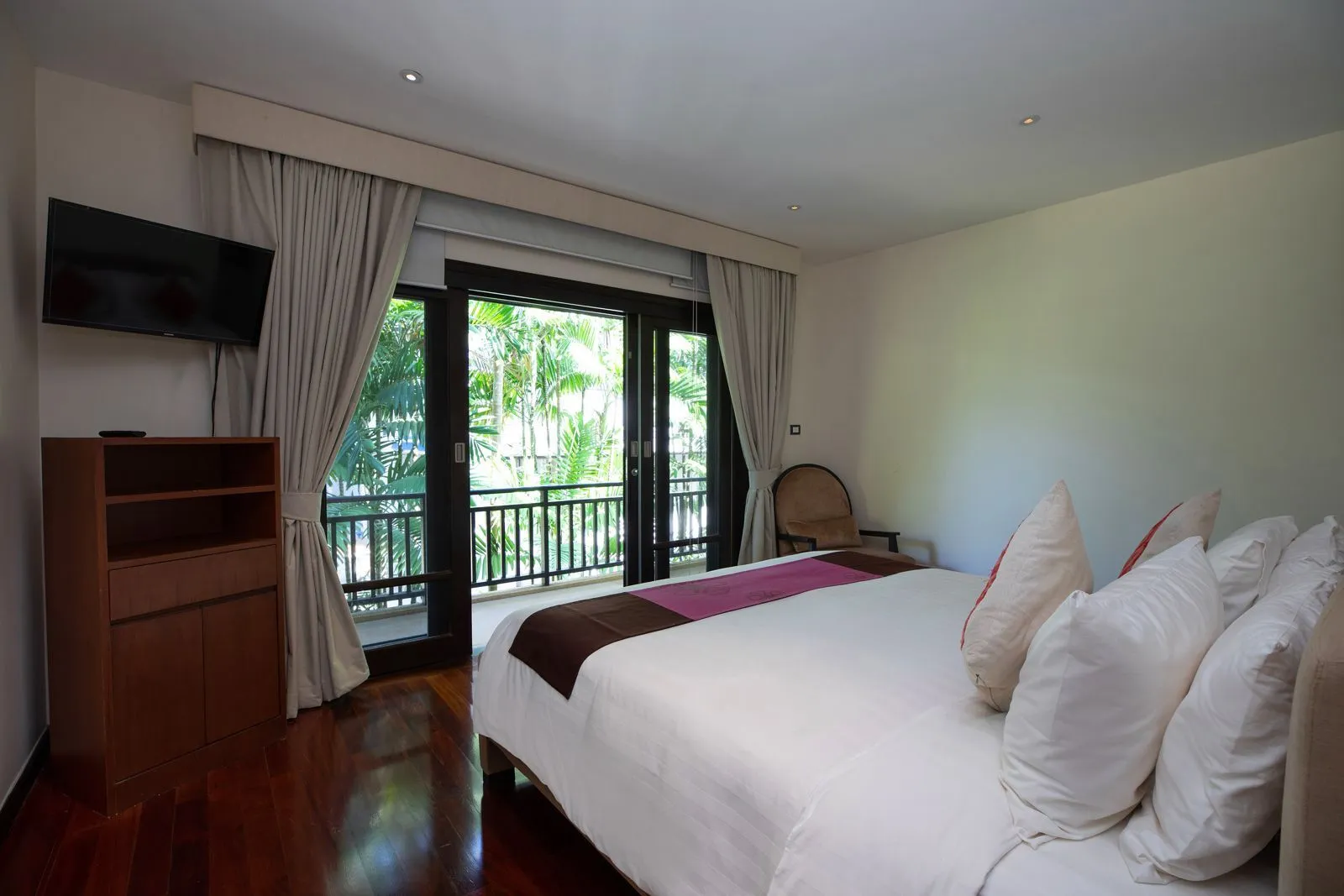 Villa en location longue durée au Maan Tawan Estate – Élégante 4 chambres près de Layan Beach, Phuket — Miniature 14