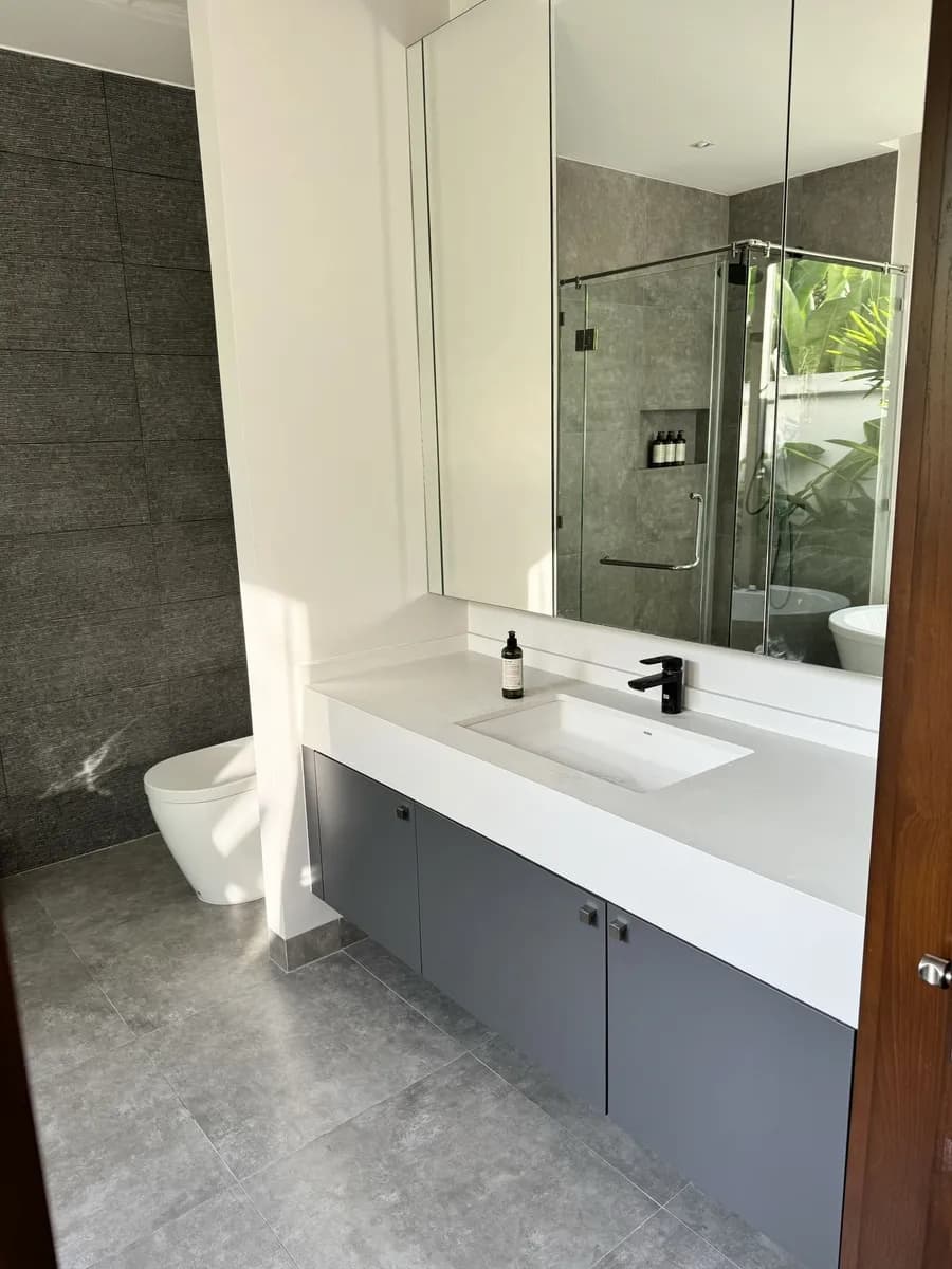 Botanica, villa de luxe avec piscine 3 chambres à louer avec vue forêt près de Layan, Phuket — Miniature 8