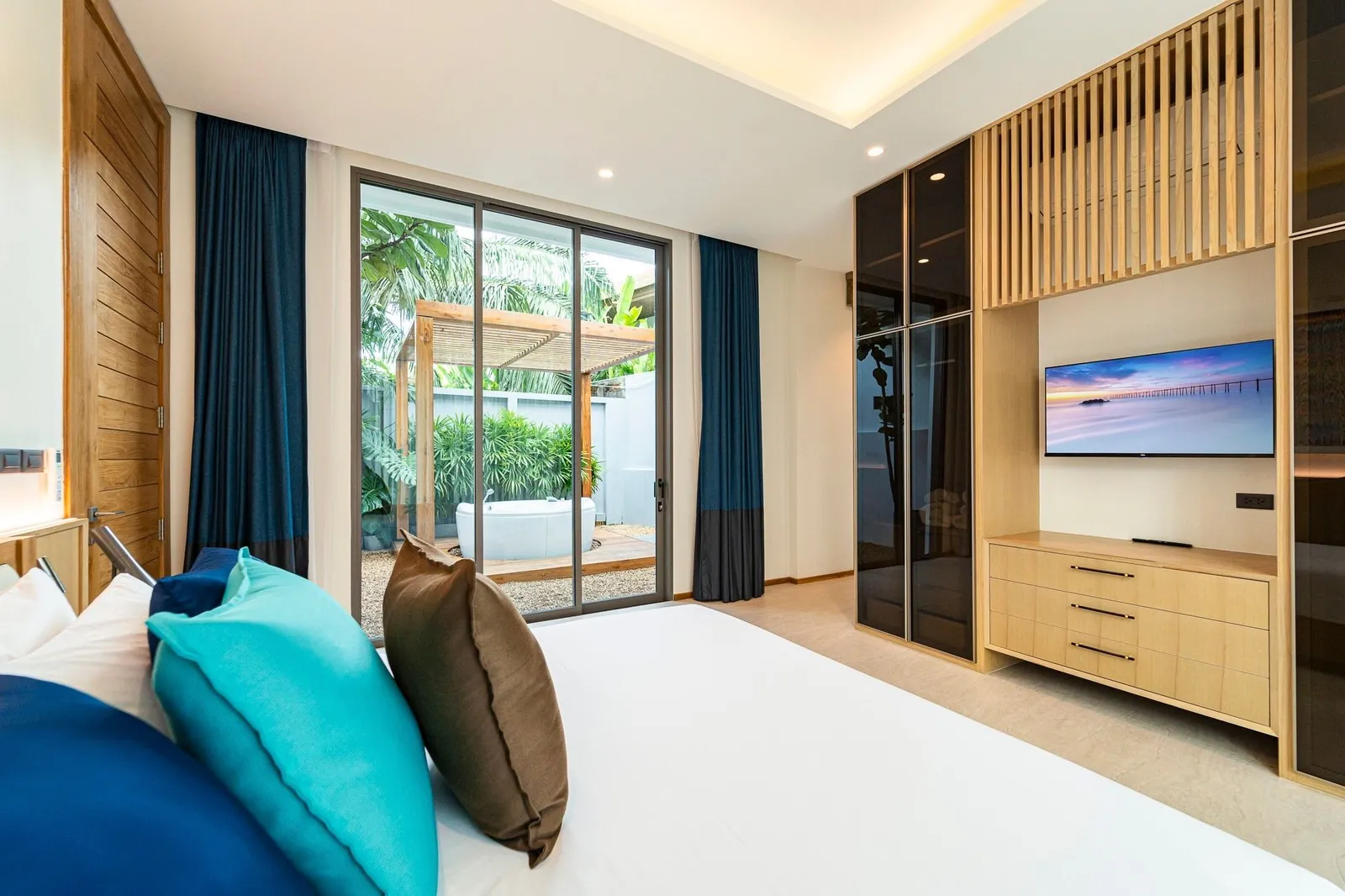 Villa moderne avec piscine 4 chambres à louer à Pasak, Phuket – Courte ou longue durée — Miniature 14