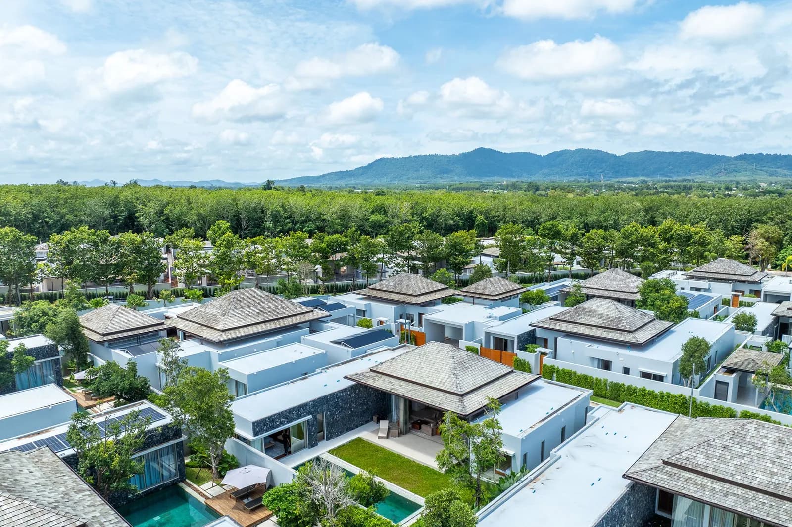 Villa privée neuve avec piscine 4 chambres à louer à Botanica Foresta, Phuket — Photo 1