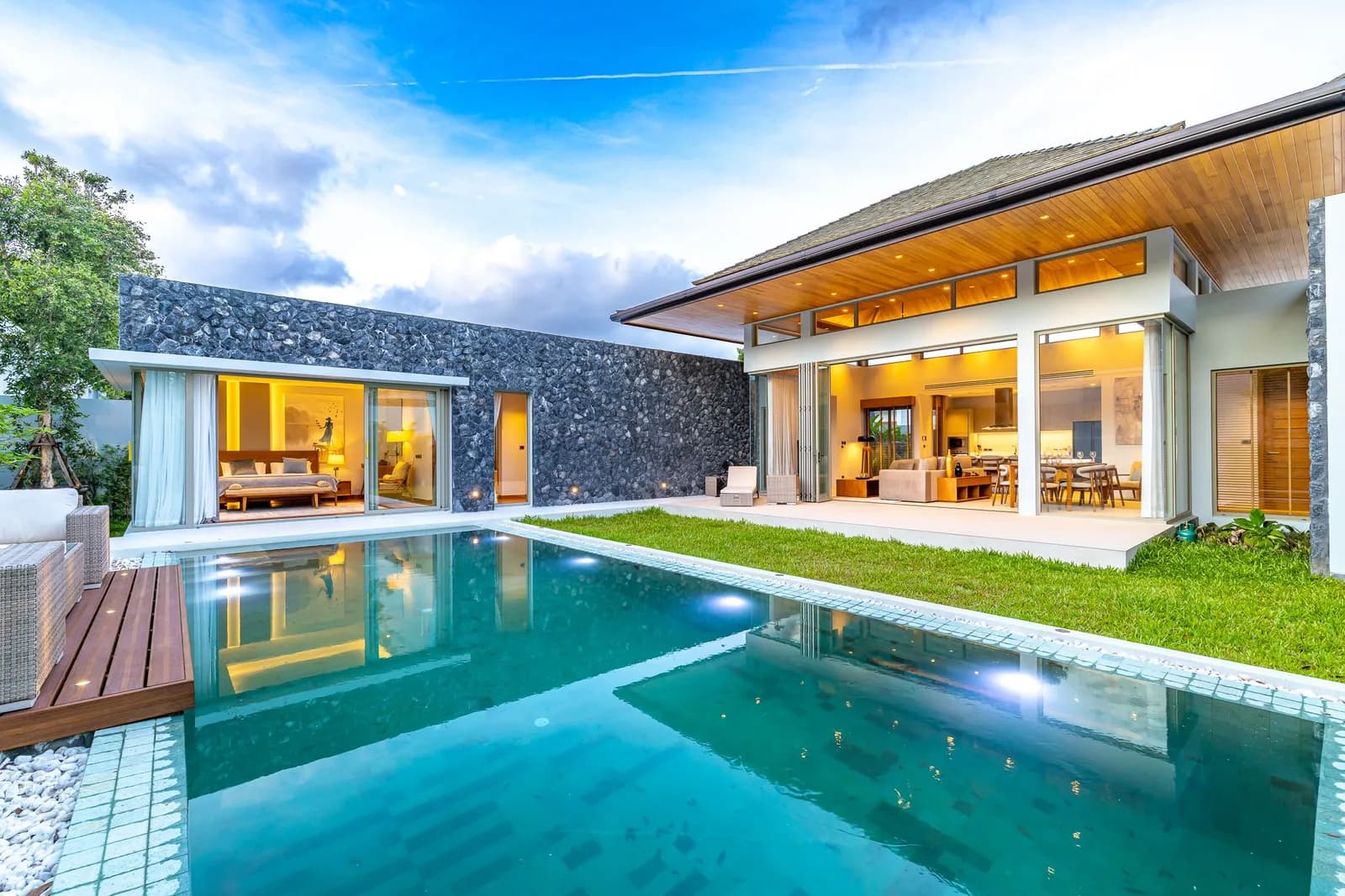 Villa privée neuve avec piscine 4 chambres à louer à Botanica Foresta, Phuket — Miniature 4