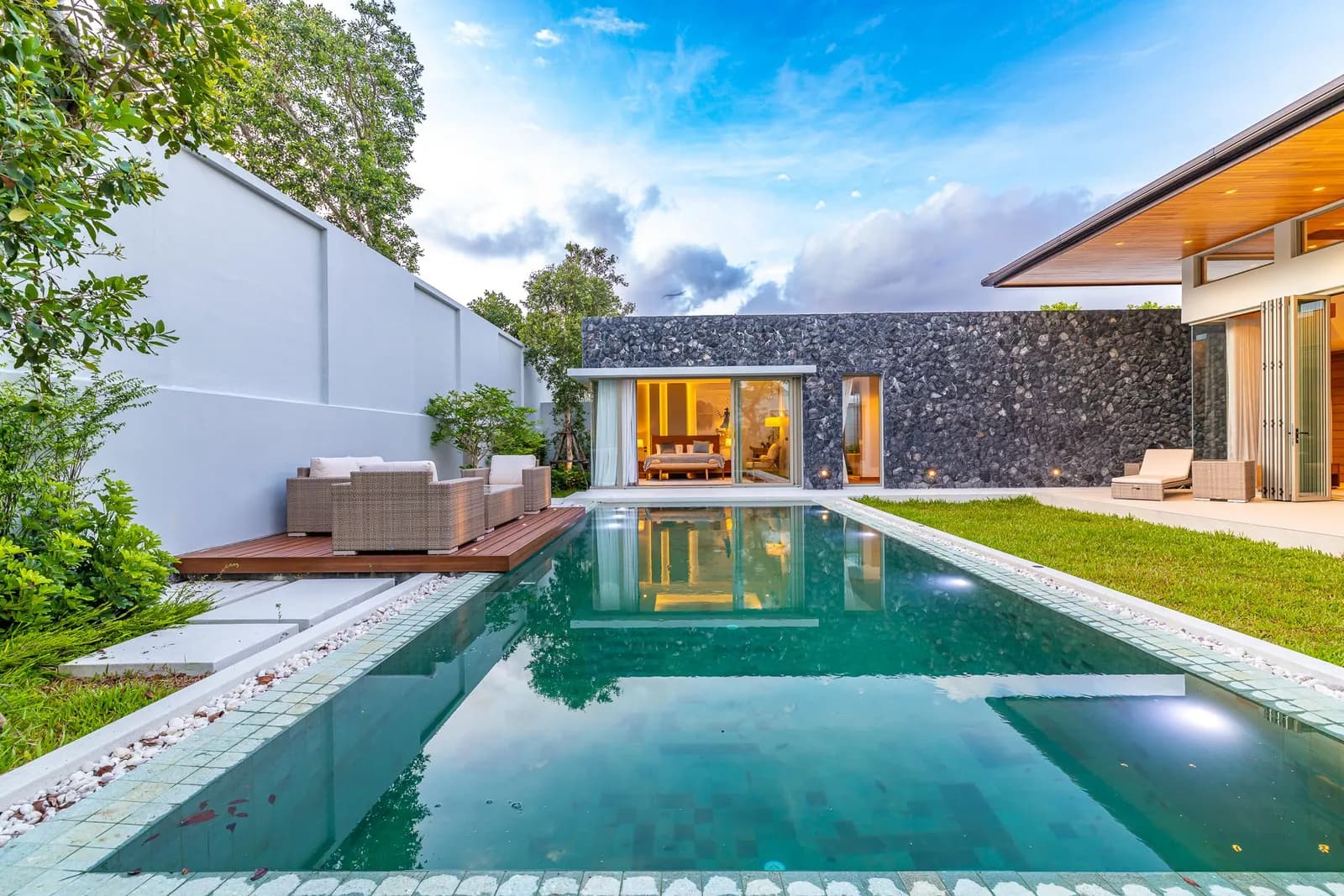 Villa privée neuve avec piscine 4 chambres à louer à Botanica Foresta, Phuket — Miniature 5