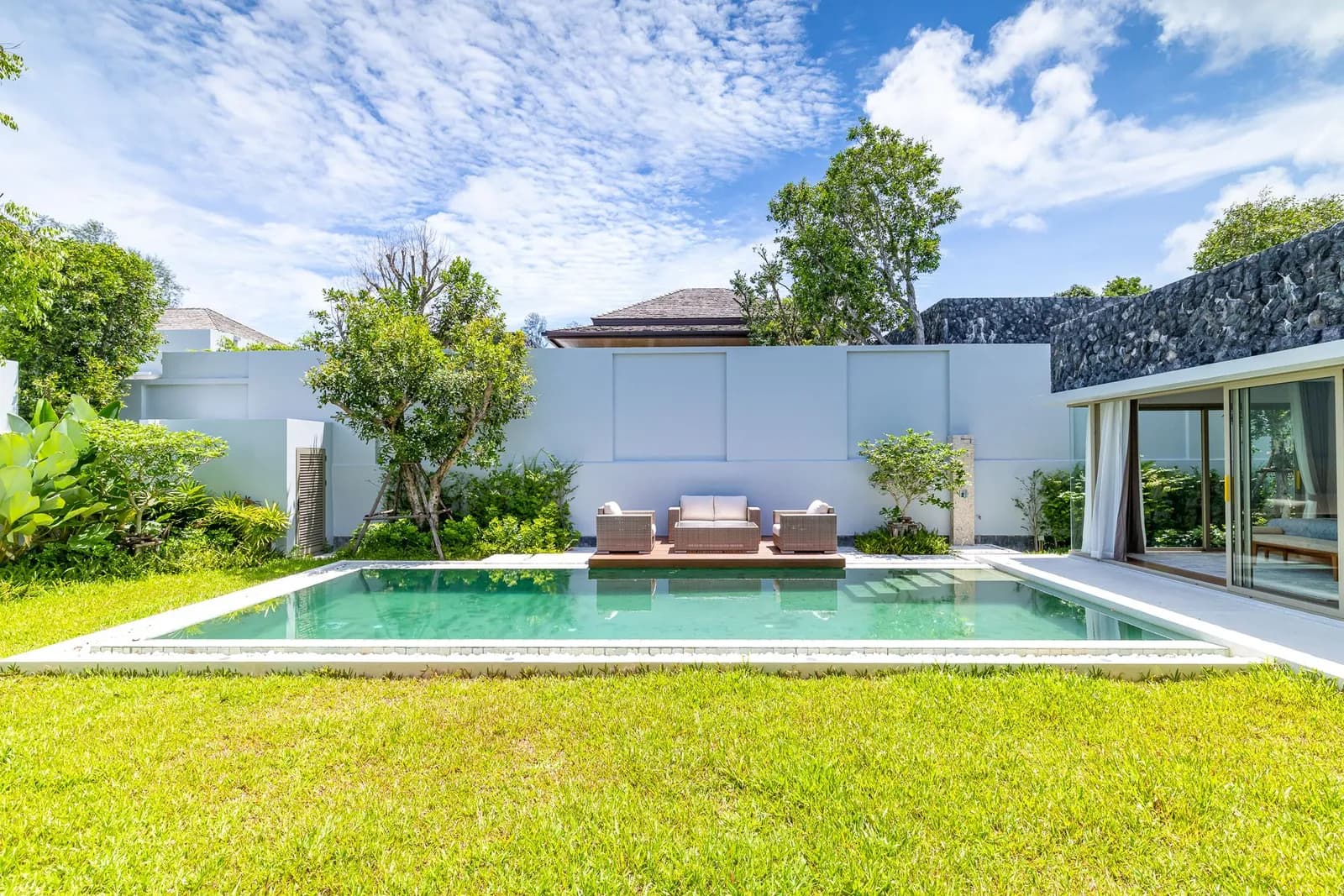 Villa privée neuve avec piscine 4 chambres à louer à Botanica Foresta, Phuket — Miniature 18