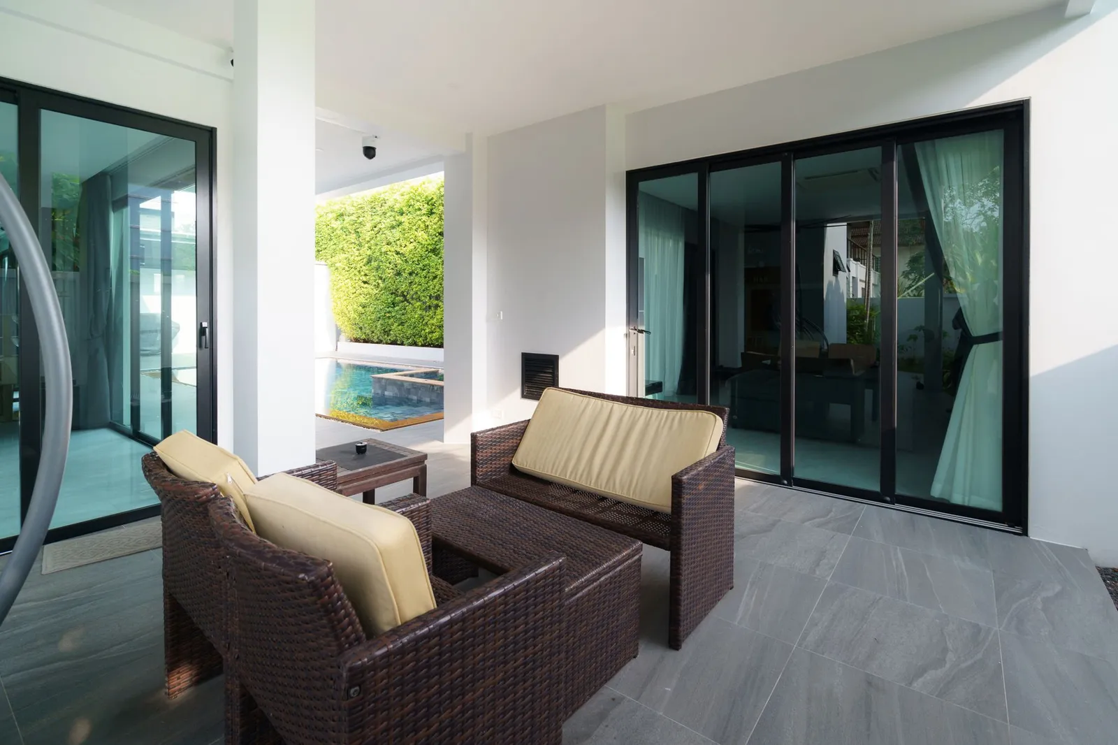 Villa avec piscine 6 chambres à vendre à Surin, Bang Tao, Phuket | SD14102501 — Miniature 2