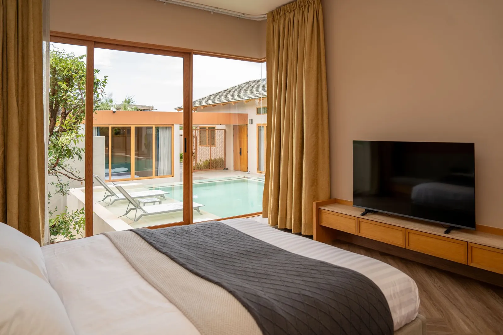 Élégante villa avec piscine 4 chambres à vendre à Phuket | SD11112501 — Miniature 6
