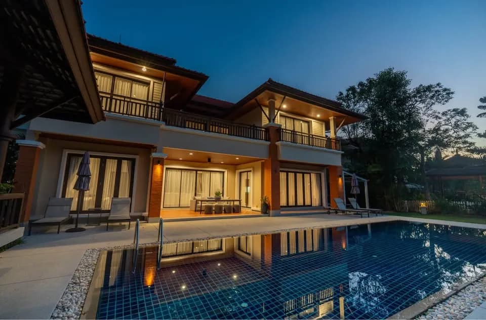 Laguna Village Lakeview – Élégante villa avec piscine 4 chambres en location longue durée — Miniature 10