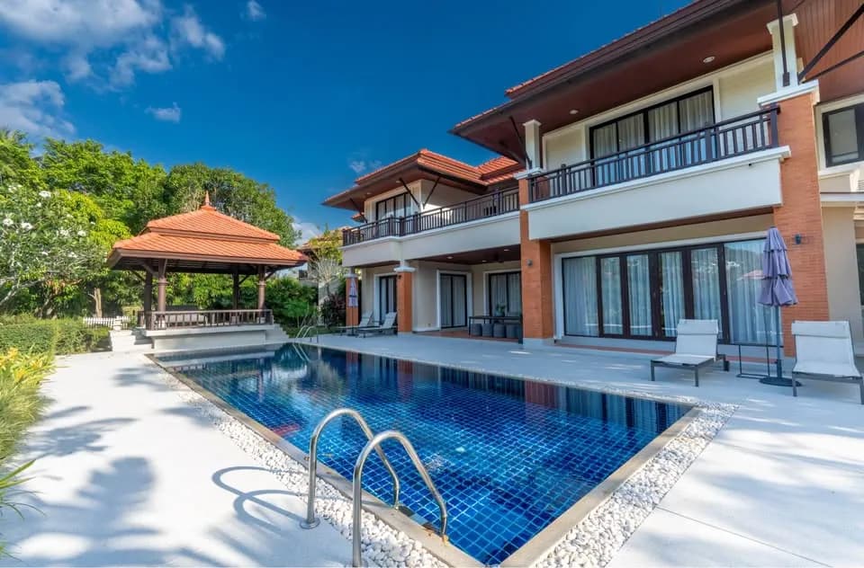 Laguna Village Lakeview – Élégante villa avec piscine 4 chambres en location longue durée — Miniature 12