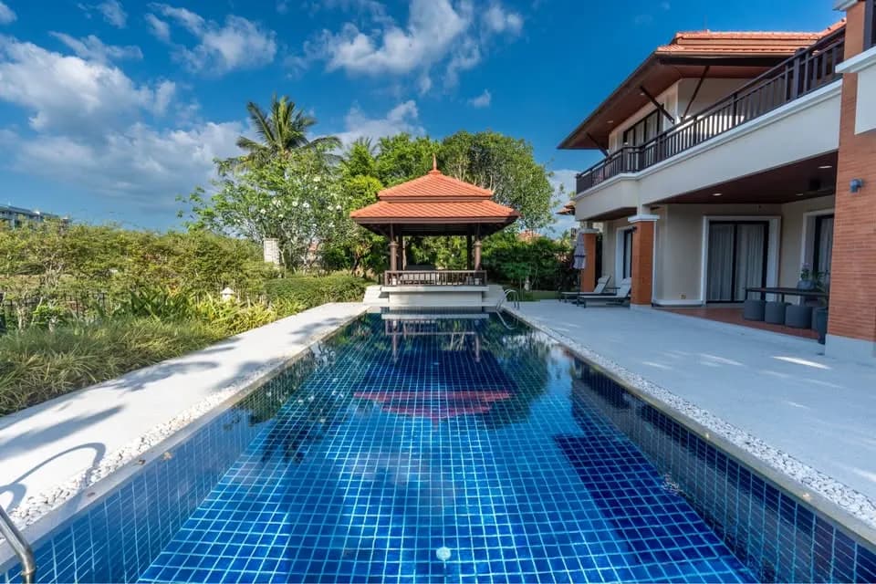 Laguna Village Lakeview – Élégante villa avec piscine 4 chambres en location longue durée — Miniature 13
