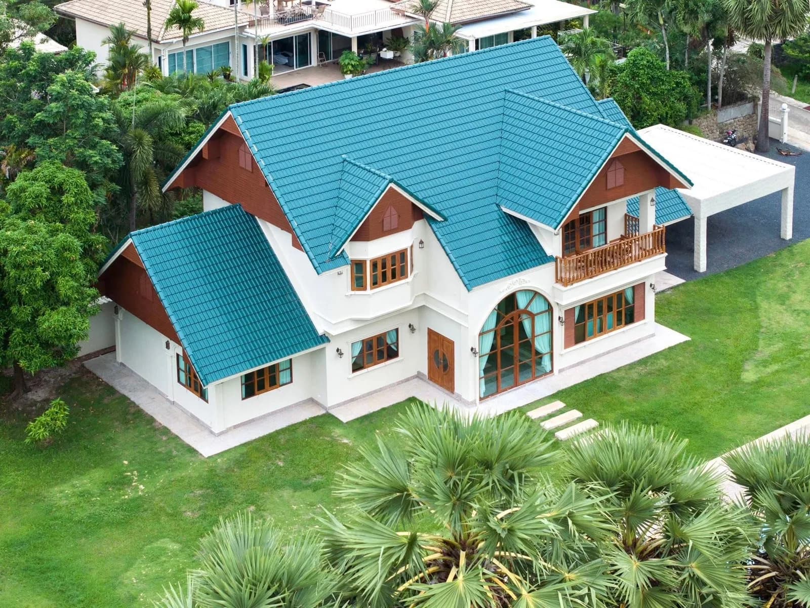 Villa de luxe de style resort 5 chambres à louer à Chalong, Phuket — Miniature 2