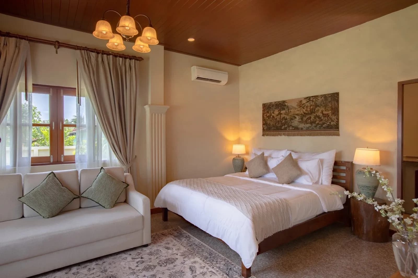 Villa de luxe de style resort 5 chambres à louer à Chalong, Phuket — Miniature 23