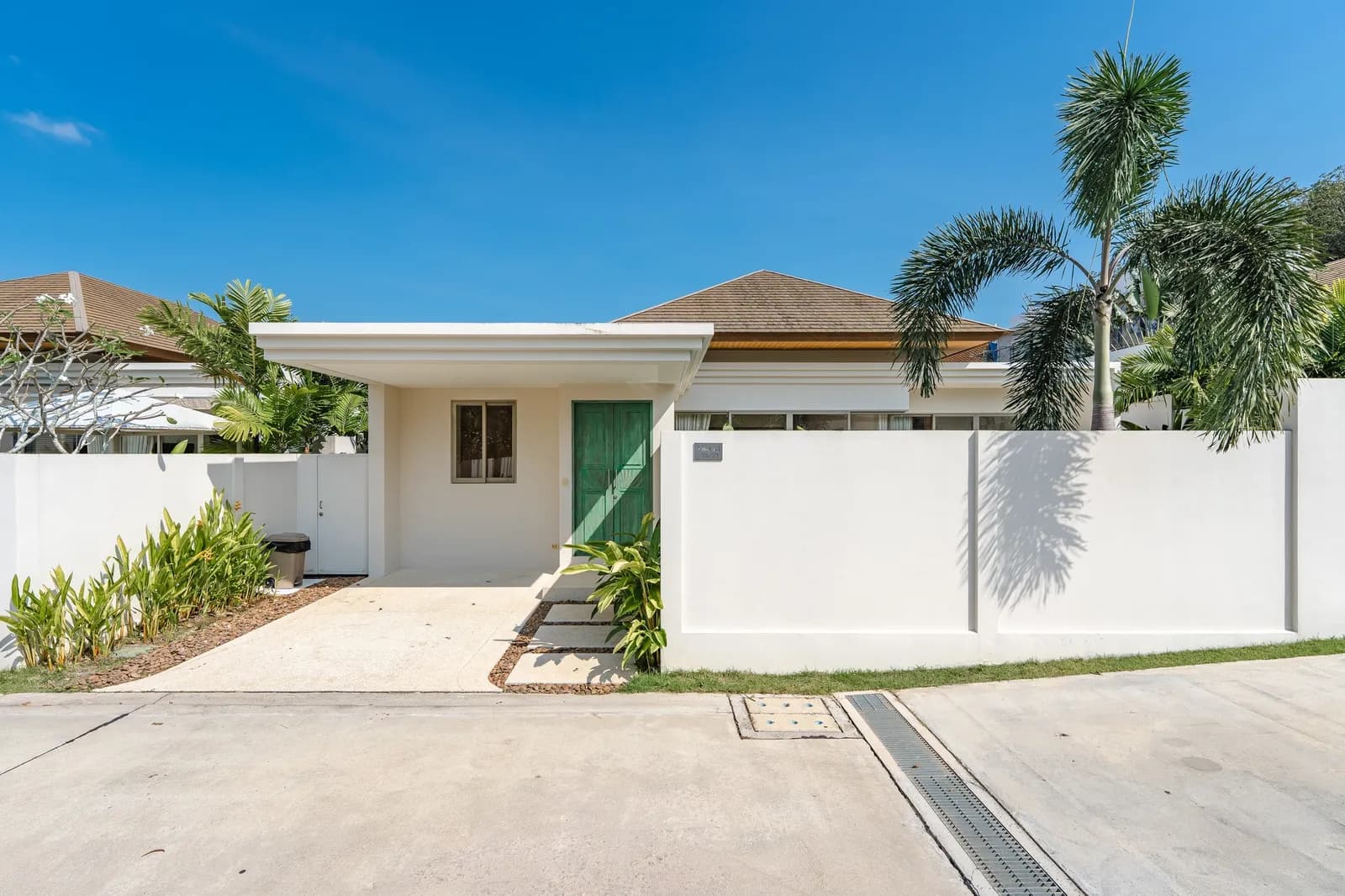 Trichada Sky Villa – Villa moderne avec piscine 3 chambres à Phuket près de Bang Tao | BD16022602