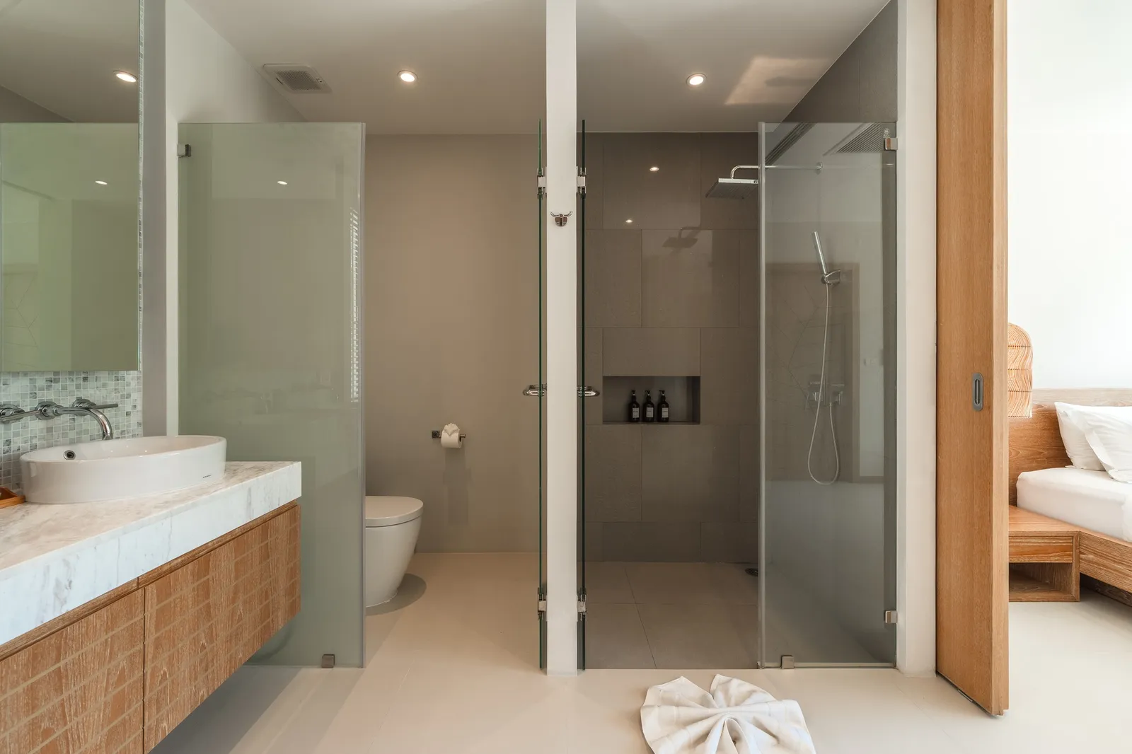 Trichada Sky Villa – Villa moderne avec piscine 3 chambres à Phuket près de Bang Tao | BD16022602 — Miniature 3