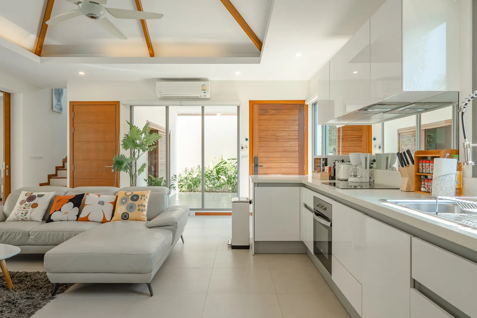 Villa moderne avec piscine 4 chambres à vendre à Rawai, Phuket – KA Villa | BD16022602 — Miniature 14