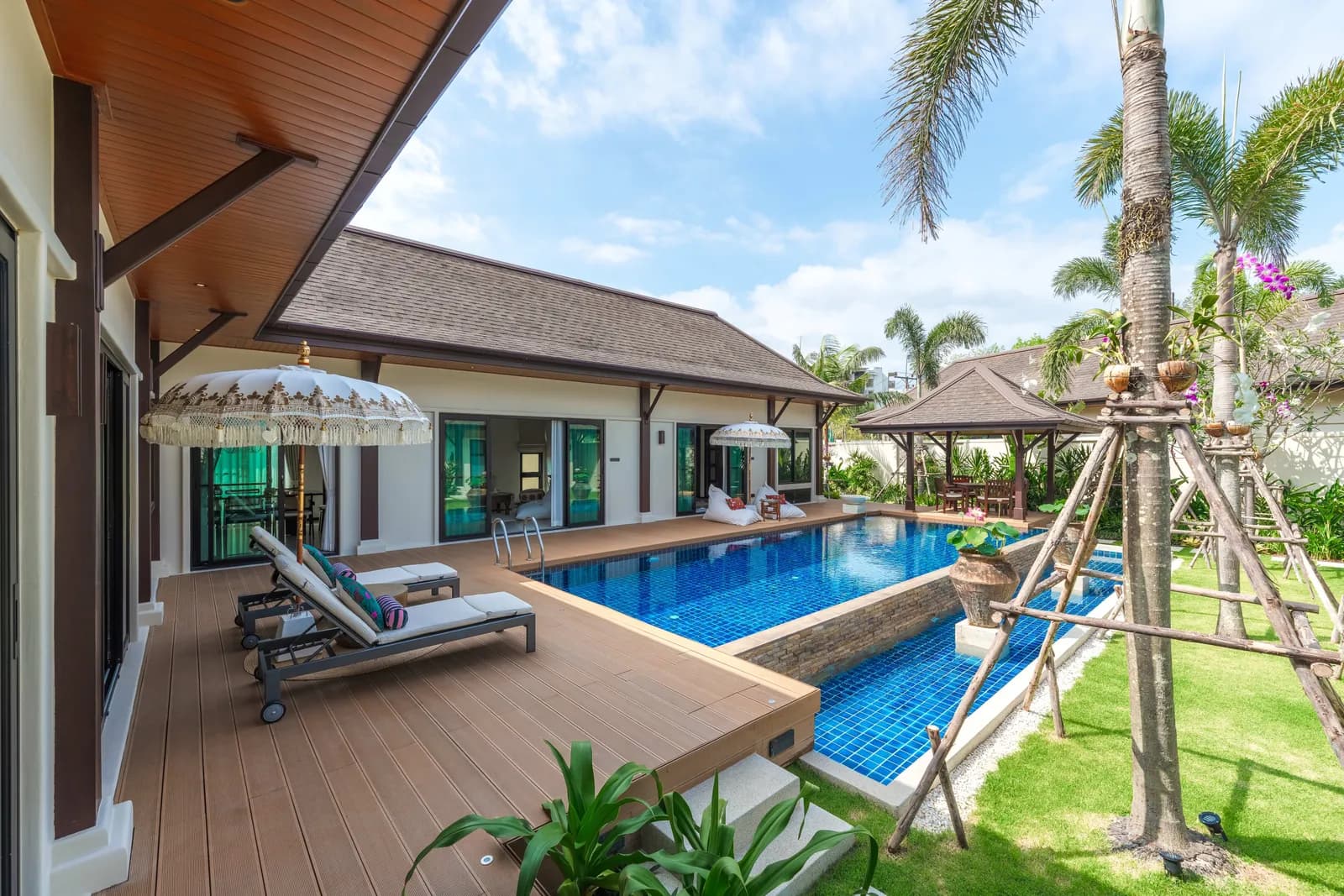 Two Tara Villa près de Layan Beach | Villa avec piscine 4 chambres à louer — Miniature 27
