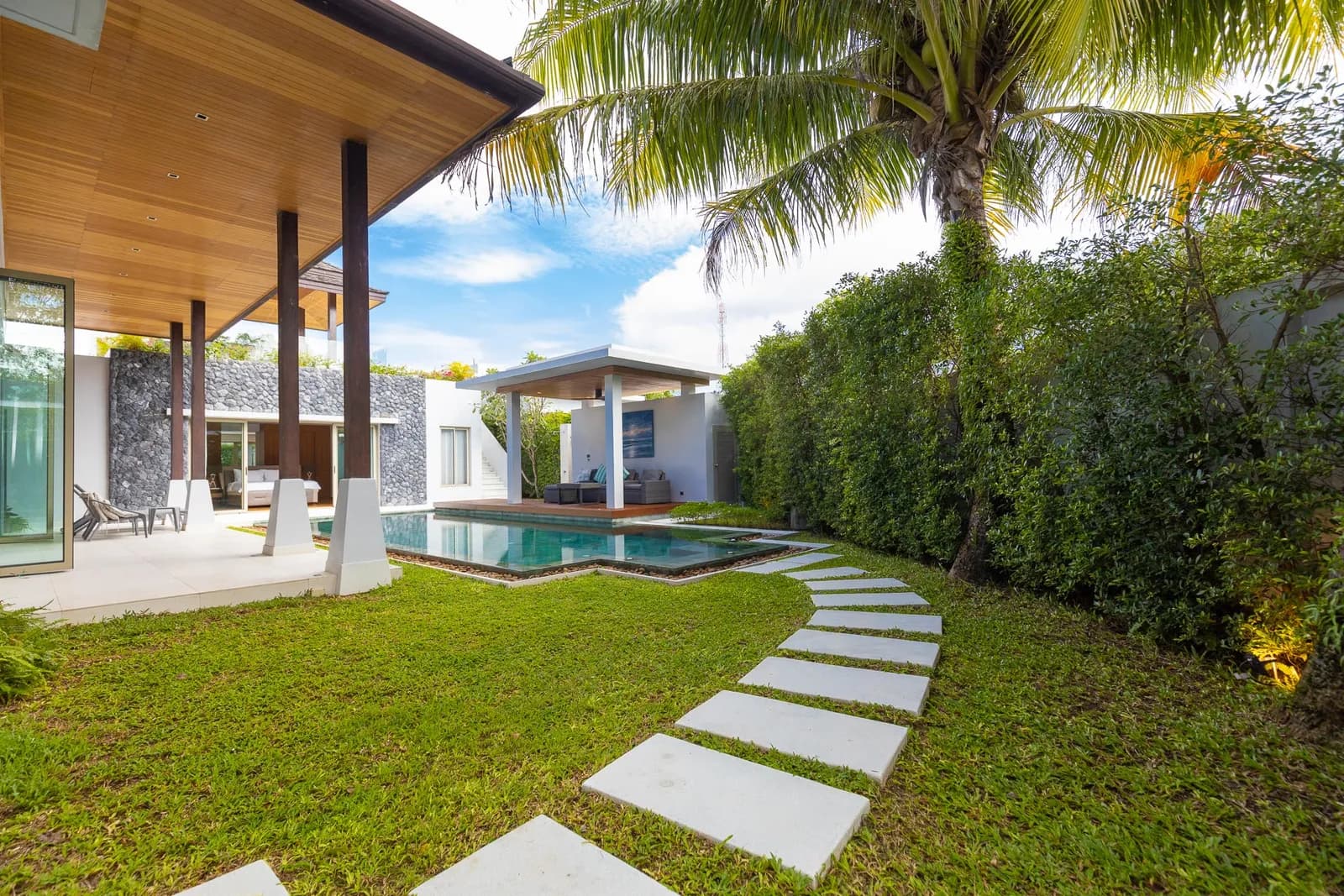 Villa de luxe 3 chambres à louer à Cherng Talay, Phuket | SI27052602 — Photo 1