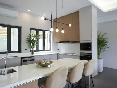 Mountain – Villa de luxe avec piscine 4 chambres à Thalang