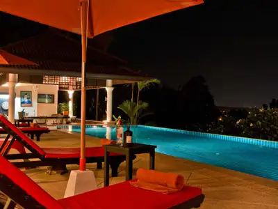 Villa privée avec piscine 6 chambres à louer à Choeng Thale