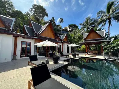 Ayara, 4 chambres avec piscine privée à louer à Surin